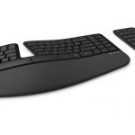 Recommended keyboard dengan berbagai merk salah satunya Microsoft Sculpt ergonomis Desktop
